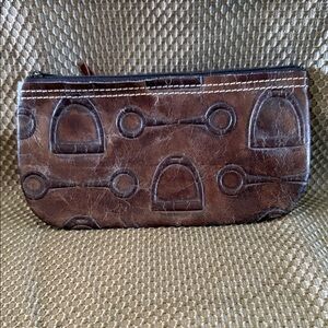 Elegant Brown Leather Key Pattern Holder